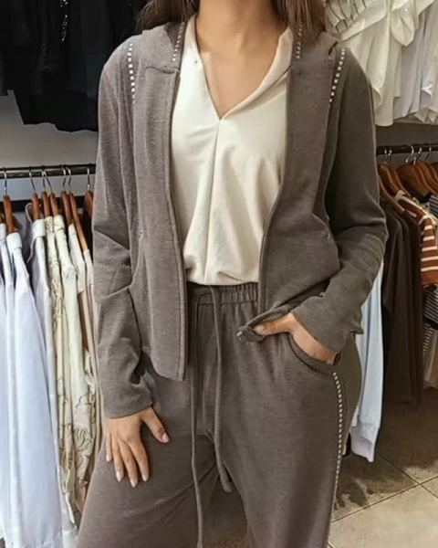 Conjunto pantalón y campera en darlon liviano