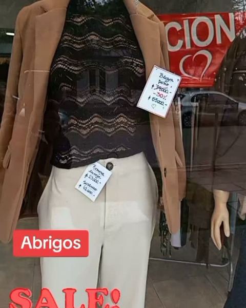 Liquidación de abrigos: blazers y tapados en paño, camperas de gamuza