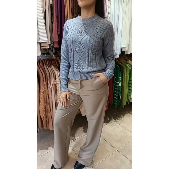 Sweaters bremer con piedritas y lentejuelas, pantalón sastrero